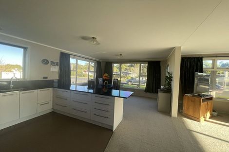 Photo of property in 51 Hillary Street, Winton, 9720