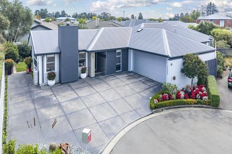 Photo of property in 15 Belgrave Drive, Rangiora, 7400