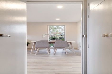 Photo of property in 1/125 Prestons Road, Redwood, Christchurch, 8051