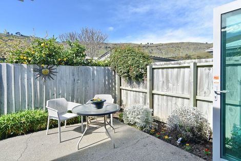 Photo of property in 5/9 Marsden Street, Heathcote Valley, Christchurch, 8022