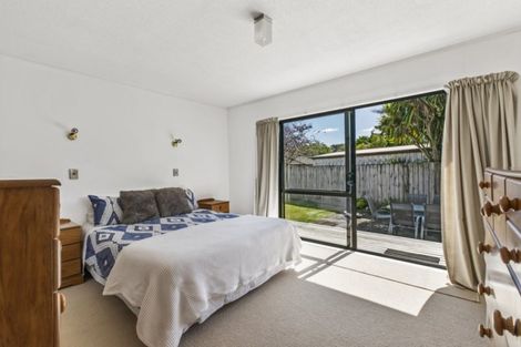 Photo of property in 105 Wattle Farm Road, Wattle Downs, Auckland, 2103