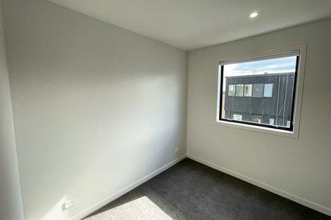 Photo of property in 4 Whanui Place, Mangere Bridge, Auckland, 2022