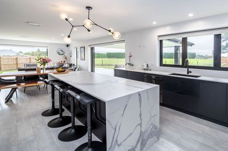 Photo of property in 8 Takahe Drive, Carterton, 5713