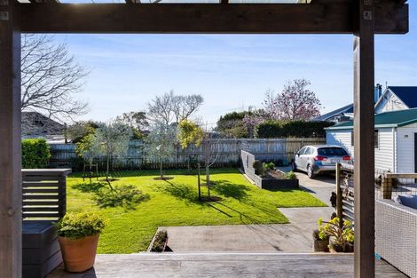 Photo of property in 212b Carrington Street, Vogeltown, New Plymouth, 4310