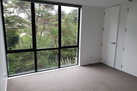 Photo of property in 33 Durness Place, Red Beach, 0932