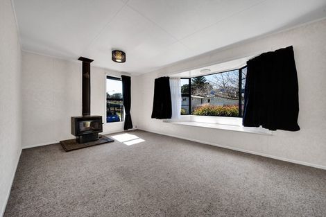 Photo of property in 13 Vancouver Place, Marfell, New Plymouth, 4310