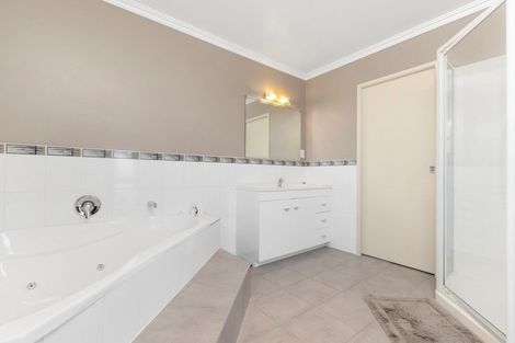 Photo of property in 8 Monticello Key, Papamoa Beach, Papamoa, 3118