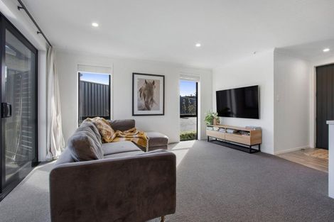 Photo of property in 9 Pioneer Crescent, Omokoroa, 3114