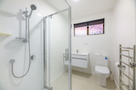 Photo of property in 164 Sturges Road, Henderson, Auckland, 0612