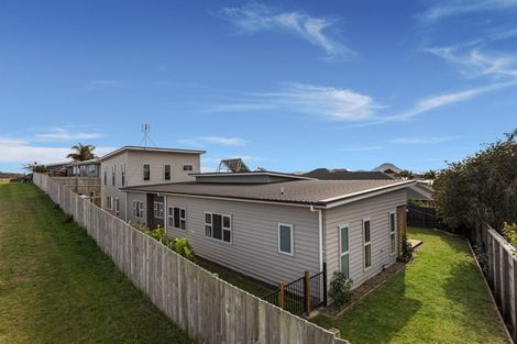 Photo of property in 6 Omega Place, Coastlands, Whakatane, 3120