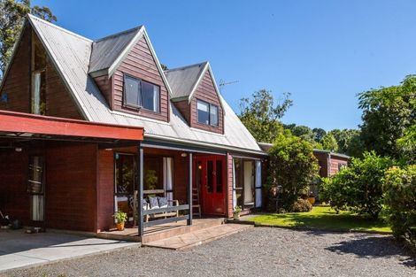 Photo of property in 71 Underhill Road, Featherston, 5710