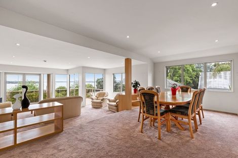 Photo of property in 2/31 Princes Street, Northcote Point, Auckland, 0627