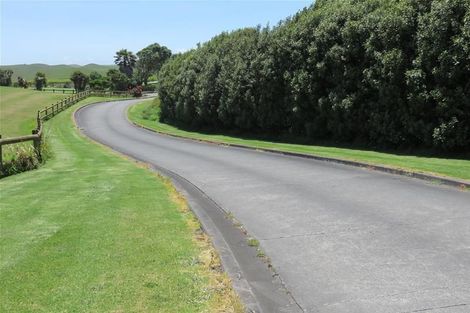 Photo of property in 12 Alcemene Lane, Baylys Beach, Dargaville, 0377