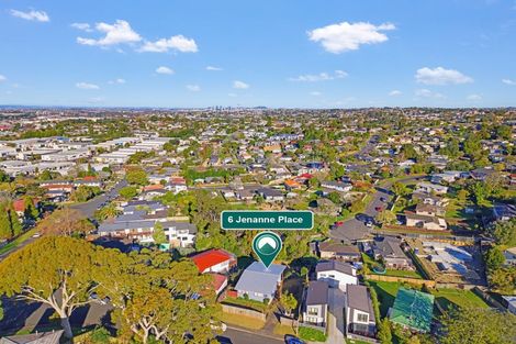 Photo of property in 6 Jenanne Place, Totara Vale, Auckland, 0629