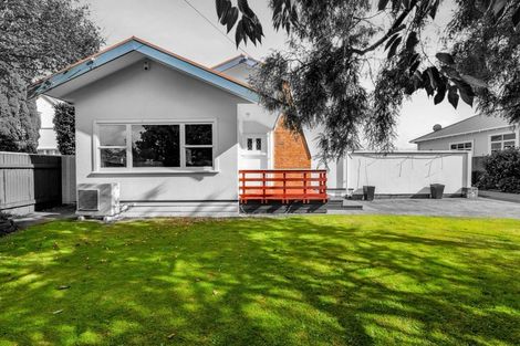 Photo of property in 19 George Street, Hawera, 4610