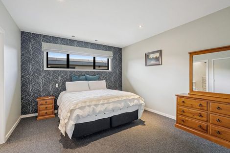 Photo of property in 14 De Bettencor Place, Mount Pisa, Cromwell, 9383