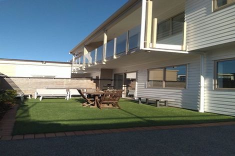 Photo of property in 14 Latimer Way, Petone, Lower Hutt, 5012
