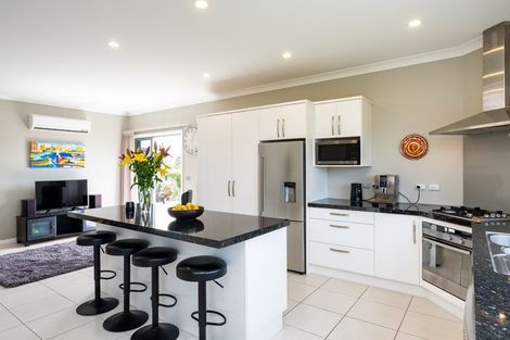 Photo of property in 1 Hunter Drive, Awatoto, Napier, 4110