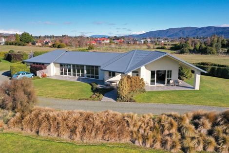 Photo of property in 56 Hawea Place, Te Anau, 9600