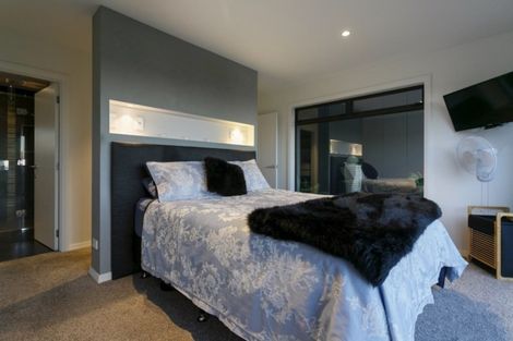 Photo of property in 55 Lomond Grove, Acacia Bay, Taupo, 3385