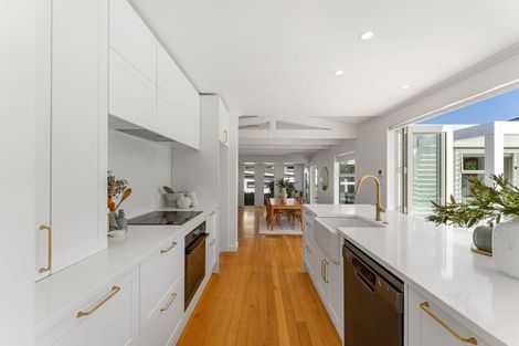 Photo of property in 202 Valley Road, Mount Maunganui, 3116