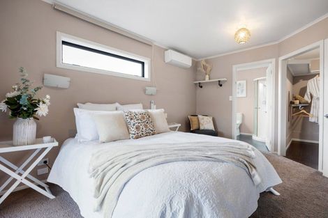 Photo of property in 5 Ruske Place, Grandview Heights, Hamilton, 3200