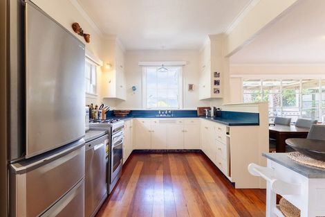 Photo of property in 113 Manly Street, Paraparaumu Beach, Paraparaumu, 5032