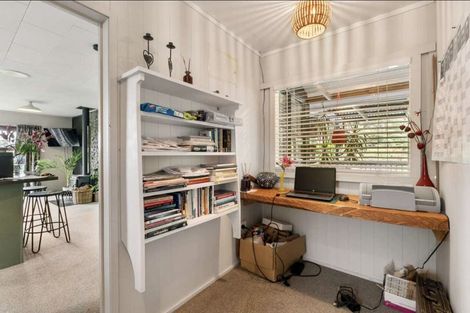 Photo of property in 390 Driving Creek Road, Coromandel, 3506