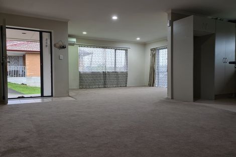 Photo of property in 229 Triangle Road, Massey, Auckland, 0614