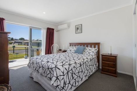 Photo of property in 6 Sandleigh Drive, Athenree, Katikati, 3177