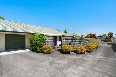 Photo of property in 2/406 Lyndon Road East, Hastings, 4122