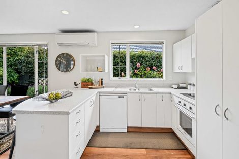 Photo of property in 22 Newnham Terrace, Upper Riccarton, Christchurch, 8041