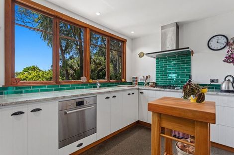 Photo of property in 16 Pohutukawa Avenue, Ohope, 3121