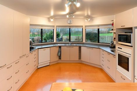 Photo of property in 45 Takapu Road, Manakau, Levin, 5573