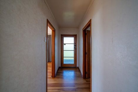 Photo of property in 27 Willis Street, Bader, Hamilton, 3206