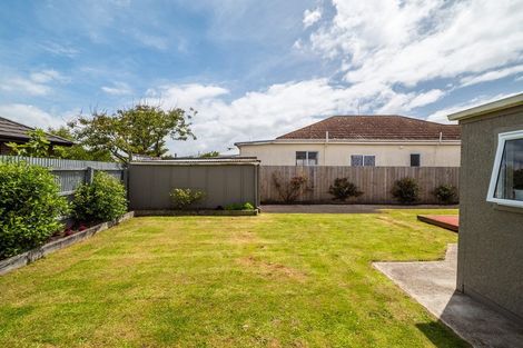 Photo of property in 5 Hargest Crescent, Saint Kilda, Dunedin, 9012
