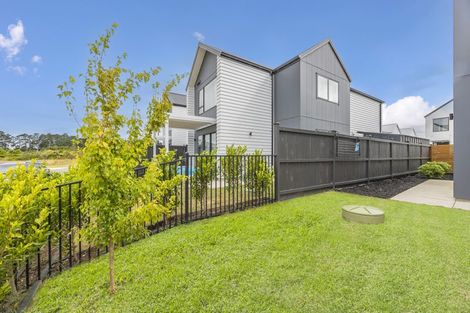 Photo of property in 148 Vintry Drive, Kumeu, 0810