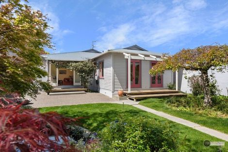 Photo of property in 7 Rangiora Street, Woburn, Lower Hutt, 5010