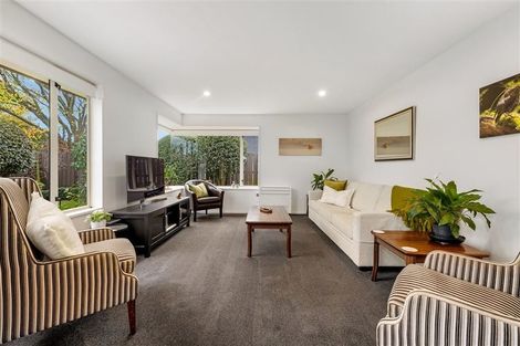 Photo of property in 440a Harewood Road, Harewood, Christchurch, 8051