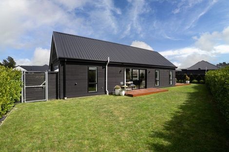 Photo of property in 910 Cashmere Road, Halswell, Christchurch, 8025