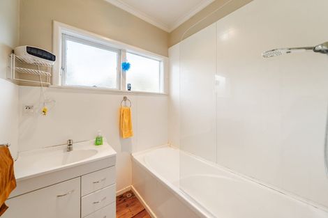 Photo of property in 298 Main Road, Tawa, Wellington, 5028