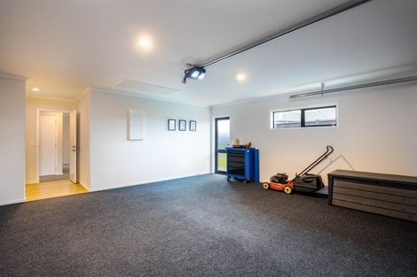 Photo of property in 26 Aratapu Street, Waitara, 4320