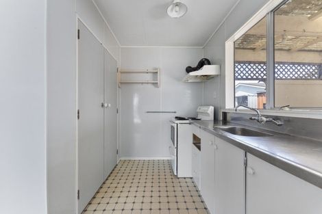 Photo of property in 30a Rimu Street, Levin, 5510