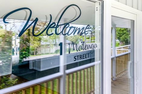 Photo of property in 21 Ruru Street, Waikanae, 5036