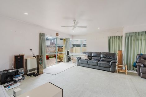 Photo of property in 10a Ashley Street, St Andrews, Hamilton, 3200