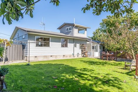 Photo of property in 15 Naylor Street, Hamilton East, Hamilton, 3216
