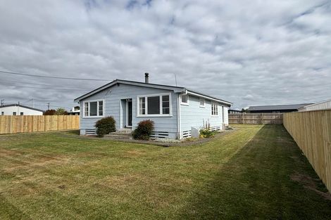 Photo of property in 7 Lawrence Street, Otane, 4202