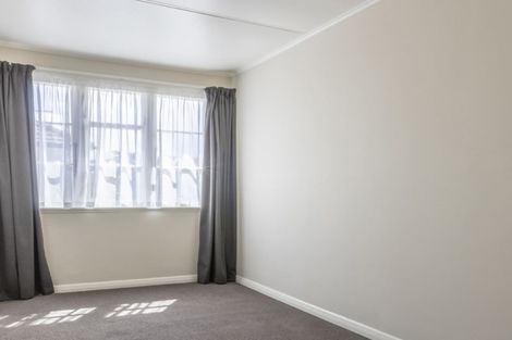 Photo of property in 31 Douglas Crescent, Fairfield, Hamilton, 3214