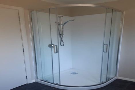 Photo of property in 8 Honeystone Street, Helensburgh, Dunedin, 9010