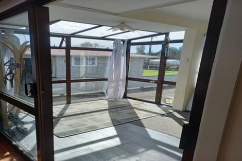 Photo of property in 446 Carrington Street, Upper Vogeltown, New Plymouth, 4310